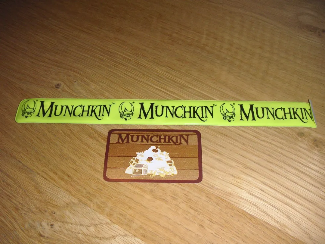 Munchkin Bracelet of Slapping