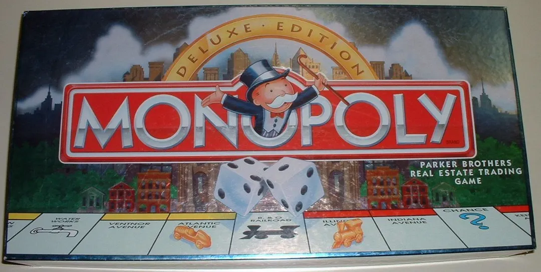 Monopoly: Deluxe Edition